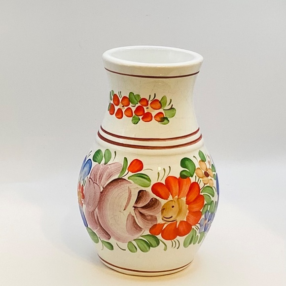 Choda Ceramic Mini Vase by Ketty Keramika - Picture 6 of 6